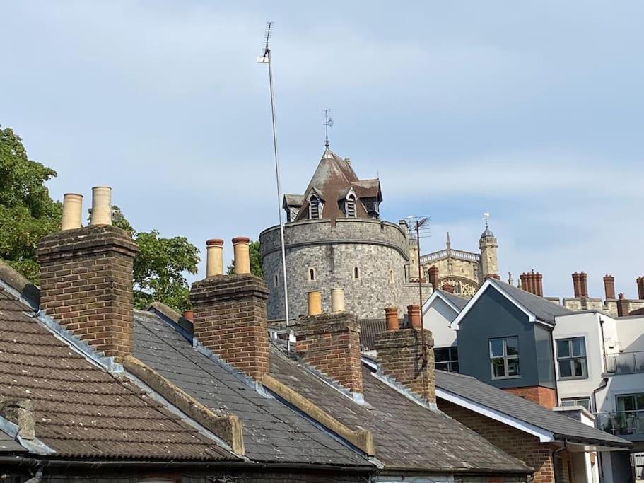 Windsor Cottage: Cosy, Charming, Full Of Character Exterior foto